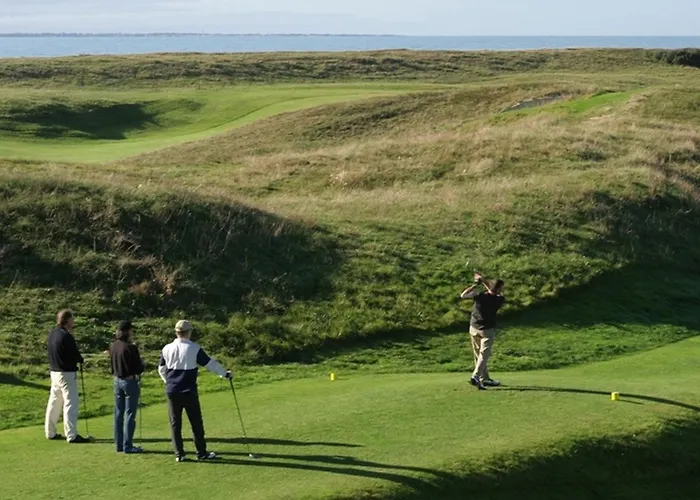 아파트 Renove Avec Vue Mer, Acces Et Parking Prive - Fr-1-323-430 *