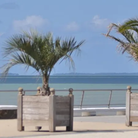 Renove Avec Vue Mer, Acces Et Parking Prive - Fr-1-323-430 Lejlighed